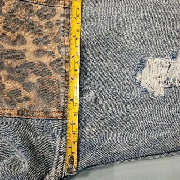 Unique Plus Size Oversized Animal Print Distressed Blue Denim Crop Jacket - NWT - Picture 10 of 14